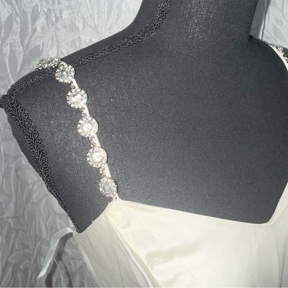 Ann Taylor ivory white and silver straps size 0 NWT bridal prom wedding dress - Picture 3 of 16